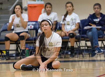 Thumbnail 3 in Holy Cross vs McAllen (SAISD Tournament) photogallery.