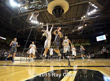 Thumbnail 2 in Broomfield vs. ThunderRidge (CHSAA 5A Final) photogallery.