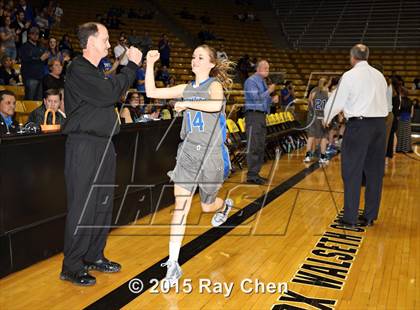 Thumbnail 2 in Broomfield vs. ThunderRidge (CHSAA 5A Final) photogallery.