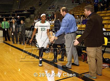 Thumbnail 3 in Broomfield vs. ThunderRidge (CHSAA 5A Final) photogallery.