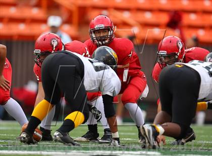 Thumbnail 2 in Lahainaluna vs. Nanakuli (HHSAA D2 Semifinal) photogallery.