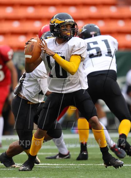 Thumbnail 3 in Lahainaluna vs. Nanakuli (HHSAA D2 Semifinal) photogallery.