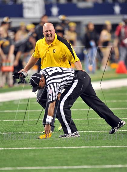 Thumbnail 3 in Brennan vs. Guyer (UIL 4A Division 1 Final)  photogallery.