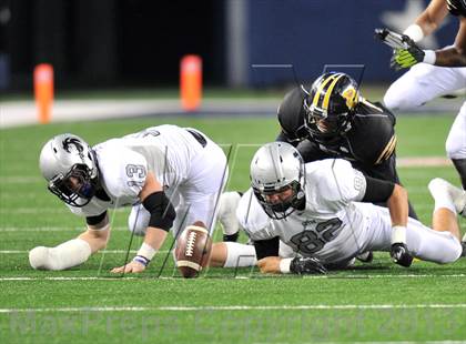 Thumbnail 3 in Brennan vs. Guyer (UIL 4A Division 1 Final)  photogallery.