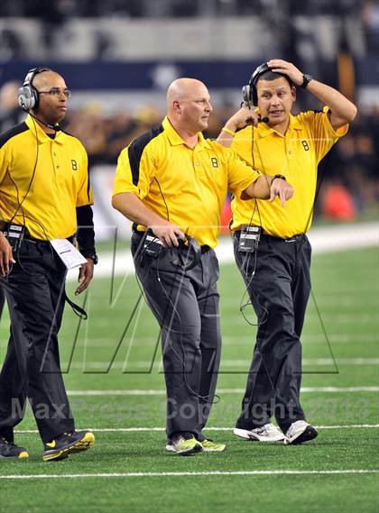 Thumbnail 3 in Brennan vs. Guyer (UIL 4A Division 1 Final)  photogallery.