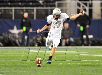 Thumbnail 3 in Brennan vs. Guyer (UIL 4A Division 1 Final)  photogallery.