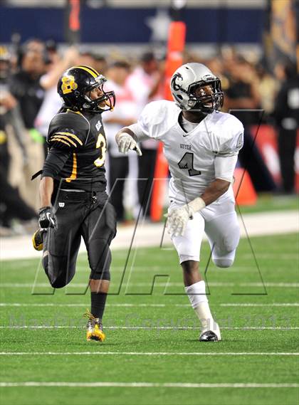 Thumbnail 2 in Brennan vs. Guyer (UIL 4A Division 1 Final)  photogallery.