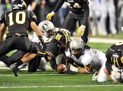 Thumbnail 2 in Brennan vs. Guyer (UIL 4A Division 1 Final)  photogallery.