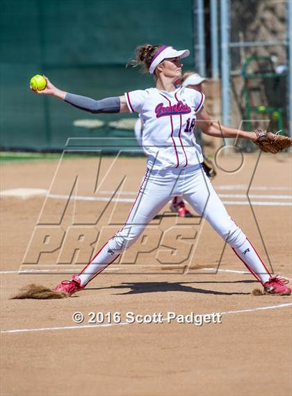 Thumbnail 3 in Great Oak vs. Huntington Beach photogallery.
