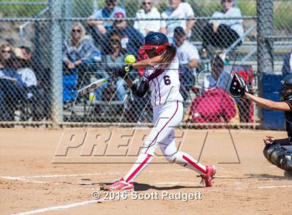 Thumbnail 2 in Great Oak vs. Huntington Beach photogallery.