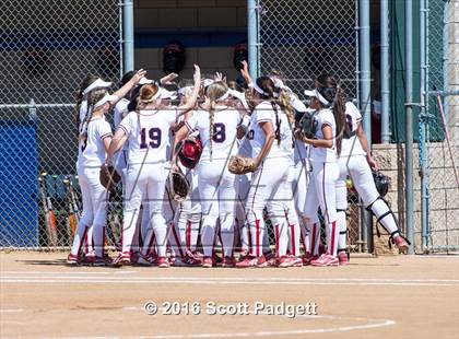 Thumbnail 2 in Great Oak vs. Huntington Beach photogallery.