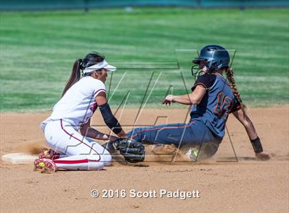 Thumbnail 3 in Great Oak vs. Huntington Beach photogallery.