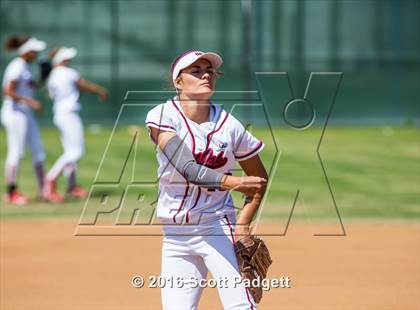 Thumbnail 1 in Great Oak vs. Huntington Beach photogallery.