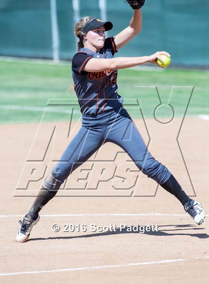 Thumbnail 1 in Great Oak vs. Huntington Beach photogallery.