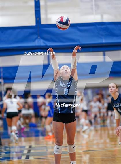 Thumbnail 1 in JV: Kettle Moraine vs West Bend West (Waukesha West GVB JV1 Invitational) photogallery.
