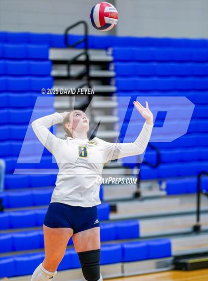 Thumbnail 1 in JV: Kettle Moraine vs West Bend West (Waukesha West GVB JV1 Invitational) photogallery.