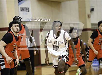 Thumbnail 3 in La Salle Academy vs. Tolman (RIIL Elite 8) photogallery.