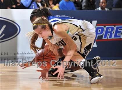 Thumbnail 2 in Norco vs. Foothill (CIF SS D2A Final) photogallery.