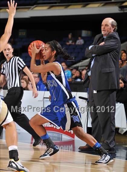 Thumbnail 3 in Norco vs. Foothill (CIF SS D2A Final) photogallery.
