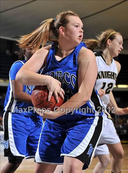 Thumbnail 2 in Norco vs. Foothill (CIF SS D2A Final) photogallery.
