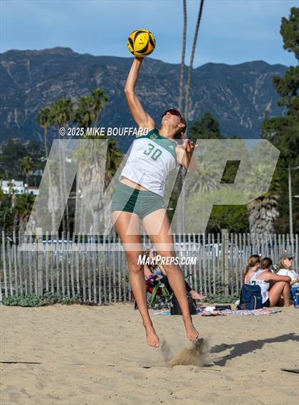 Thumbnail 1 in Buena @ Santa Barbara photogallery.