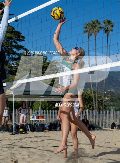 Thumbnail 1 in Buena @ Santa Barbara photogallery.