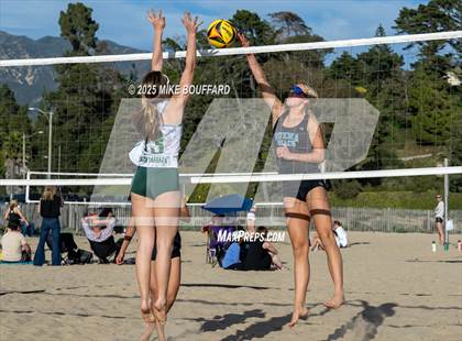 Thumbnail 1 in Buena @ Santa Barbara photogallery.