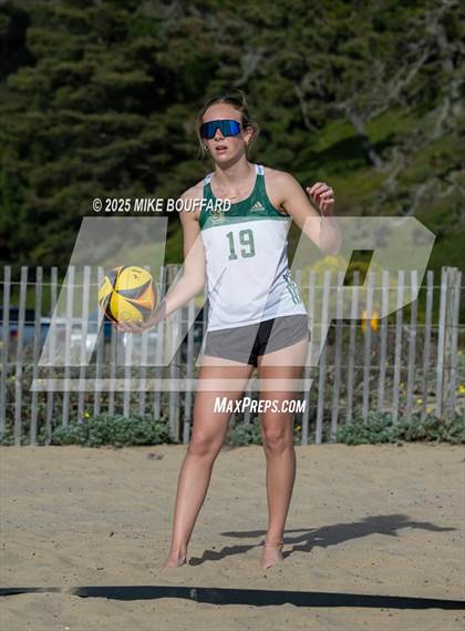 Thumbnail 3 in Buena @ Santa Barbara photogallery.