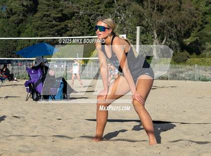 Thumbnail 3 in Buena @ Santa Barbara photogallery.