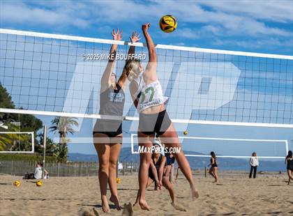 Thumbnail 1 in Buena @ Santa Barbara photogallery.