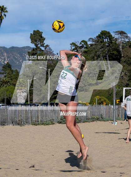 Thumbnail 3 in Buena @ Santa Barbara photogallery.