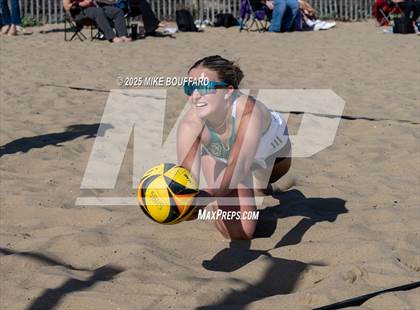 Thumbnail 1 in Buena @ Santa Barbara photogallery.