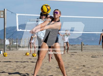 Thumbnail 1 in Buena @ Santa Barbara photogallery.