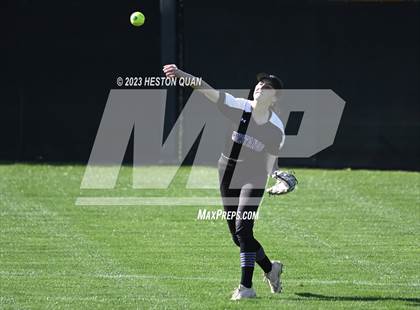 Thumbnail 1 in Vasquez vs. Hart (Alan Dugard Classic) photogallery.