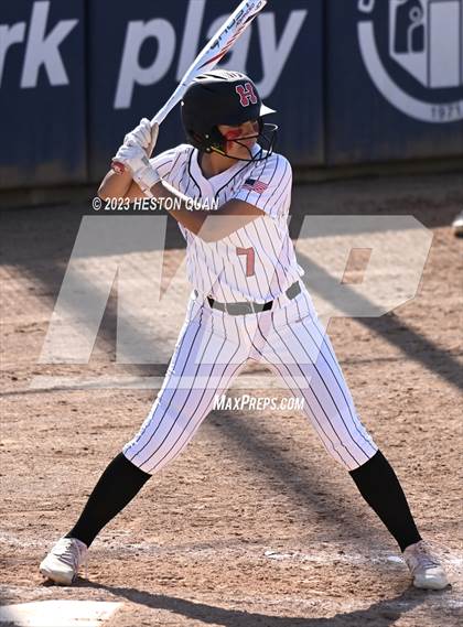Thumbnail 2 in Vasquez vs. Hart (Alan Dugard Classic) photogallery.