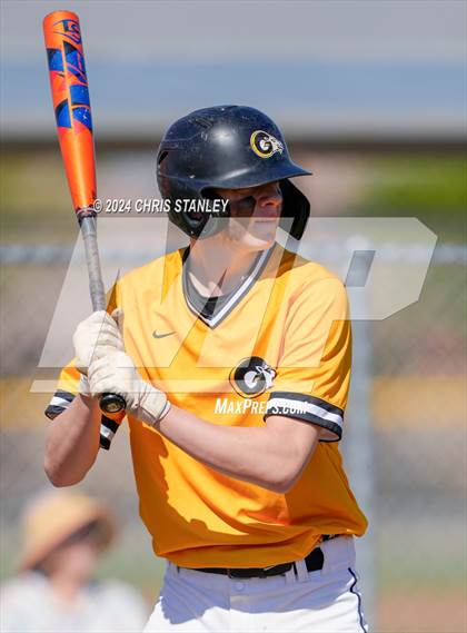 Thumbnail 2 in Green Mountain vs. Sisters (Best of the West) photogallery.