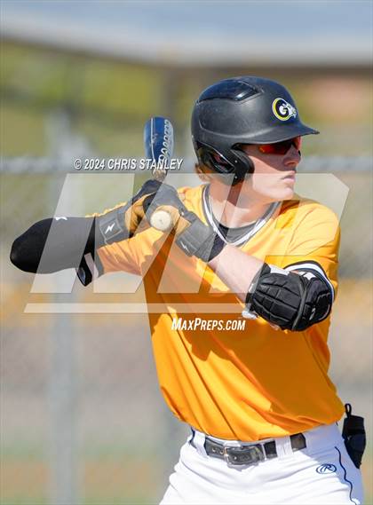 Thumbnail 2 in Green Mountain vs. Sisters (Best of the West) photogallery.