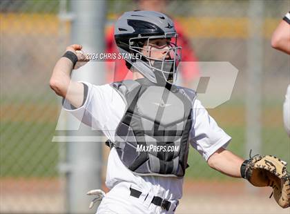 Thumbnail 1 in Green Mountain vs. Sisters (Best of the West) photogallery.