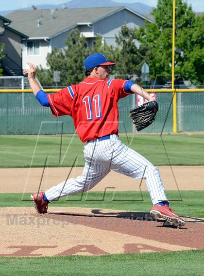 Thumbnail 3 in Reno vs Manogue (NIAA D1 North Semifinal) photogallery.