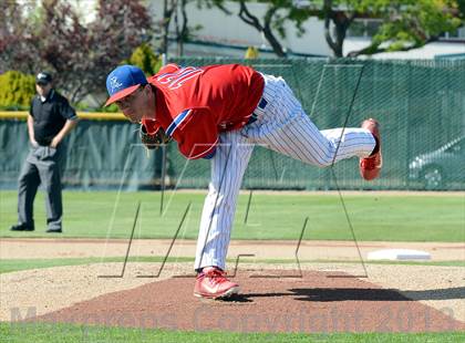 Thumbnail 2 in Reno vs Manogue (NIAA D1 North Semifinal) photogallery.