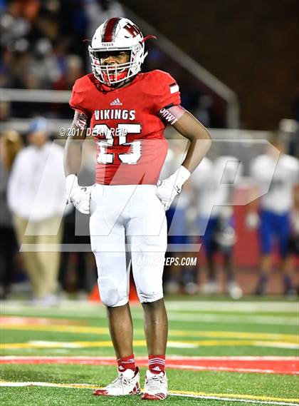 Thumbnail 1 in Lincoln-Way East @ Homewood-Flossmoor photogallery.