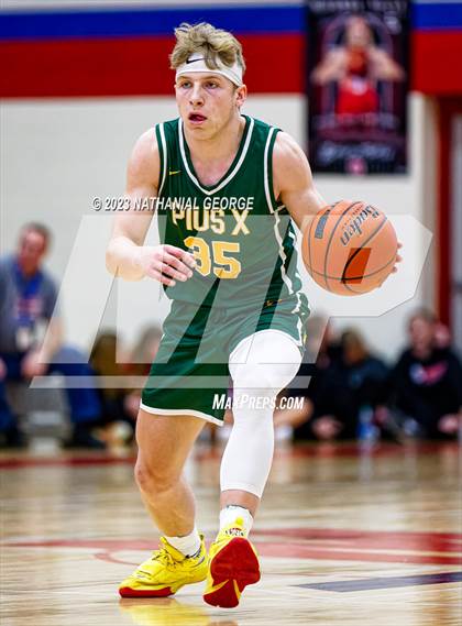 Thumbnail 2 in Pius X @ Millard South photogallery.