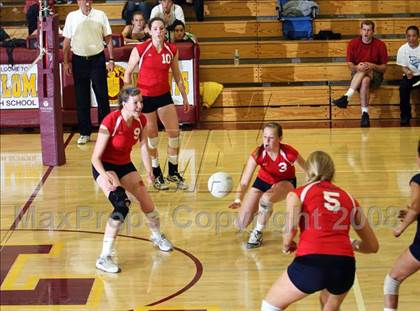 Thumbnail 2 in Las Lomas vs. Campolindo photogallery.