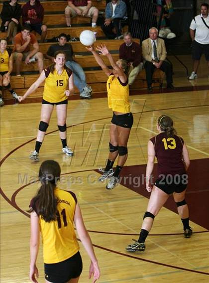 Thumbnail 3 in Las Lomas vs. Campolindo photogallery.