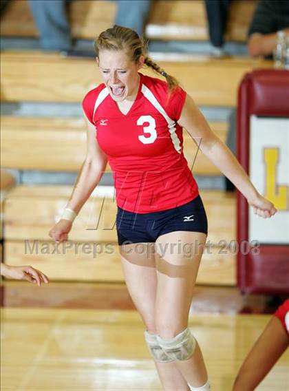 Thumbnail 2 in Las Lomas vs. Campolindo photogallery.