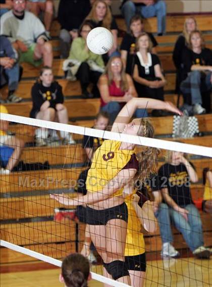 Thumbnail 3 in Las Lomas vs. Campolindo photogallery.