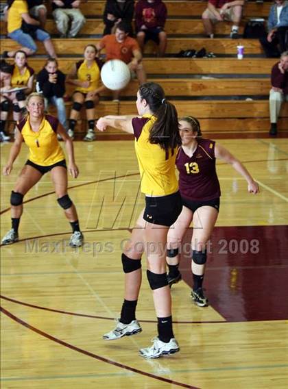Thumbnail 3 in Las Lomas vs. Campolindo photogallery.