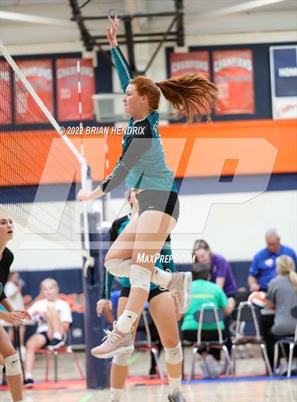 Thumbnail 3 in Reagan @ West Stanly photogallery.