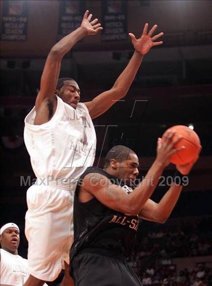 Thumbnail 1 in 2009 Jordan Brand Classic @ Madison Square Garden photogallery.