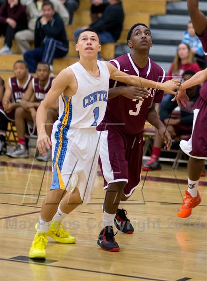 Thumbnail 3 in Natomas vs Center @ Whitney Classic photogallery.